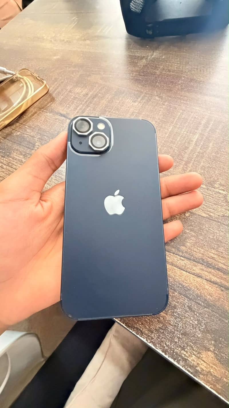 Apple iPhone 13 3