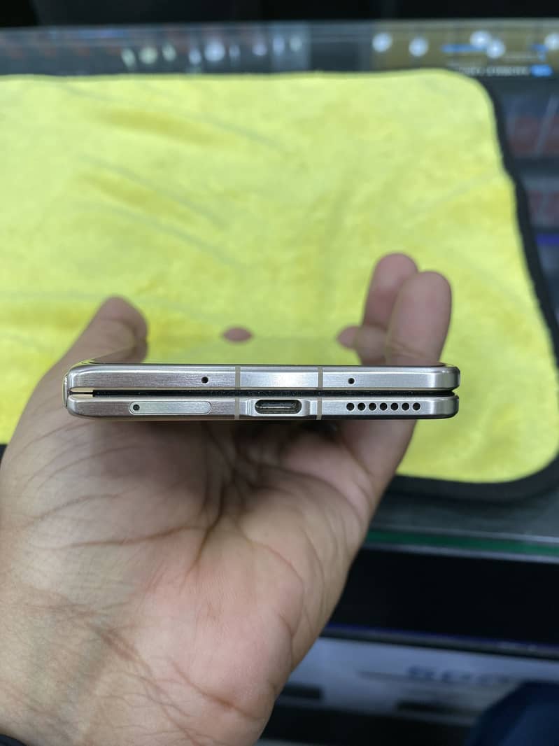 Honor Magic 2