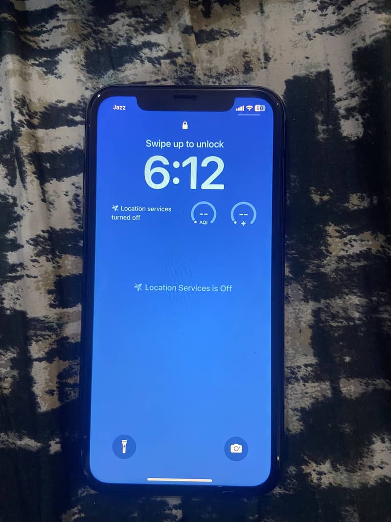 Apple iPhone 11 0