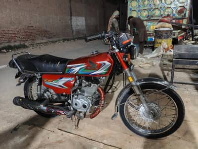 Honda CG 125 (2023 Model)