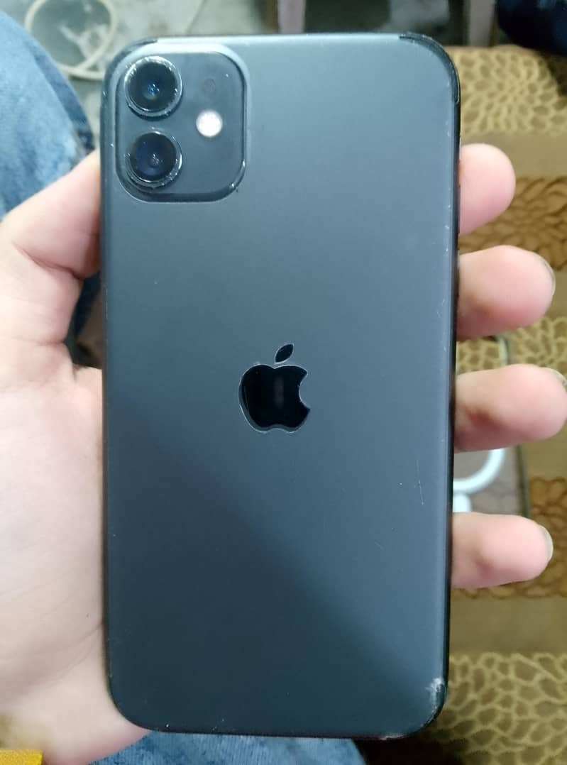 Apple iPhone 11 0