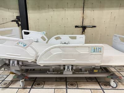 Enterprise 8000 Electric Hospital Bed