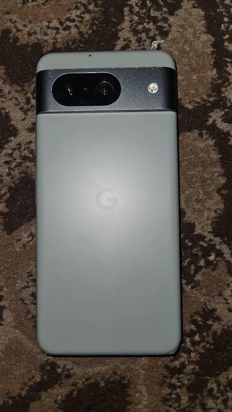 Google Pixel 8 1