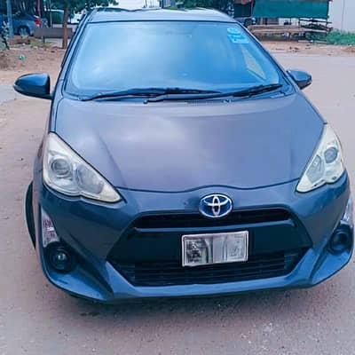 Toyota Aqua 2015