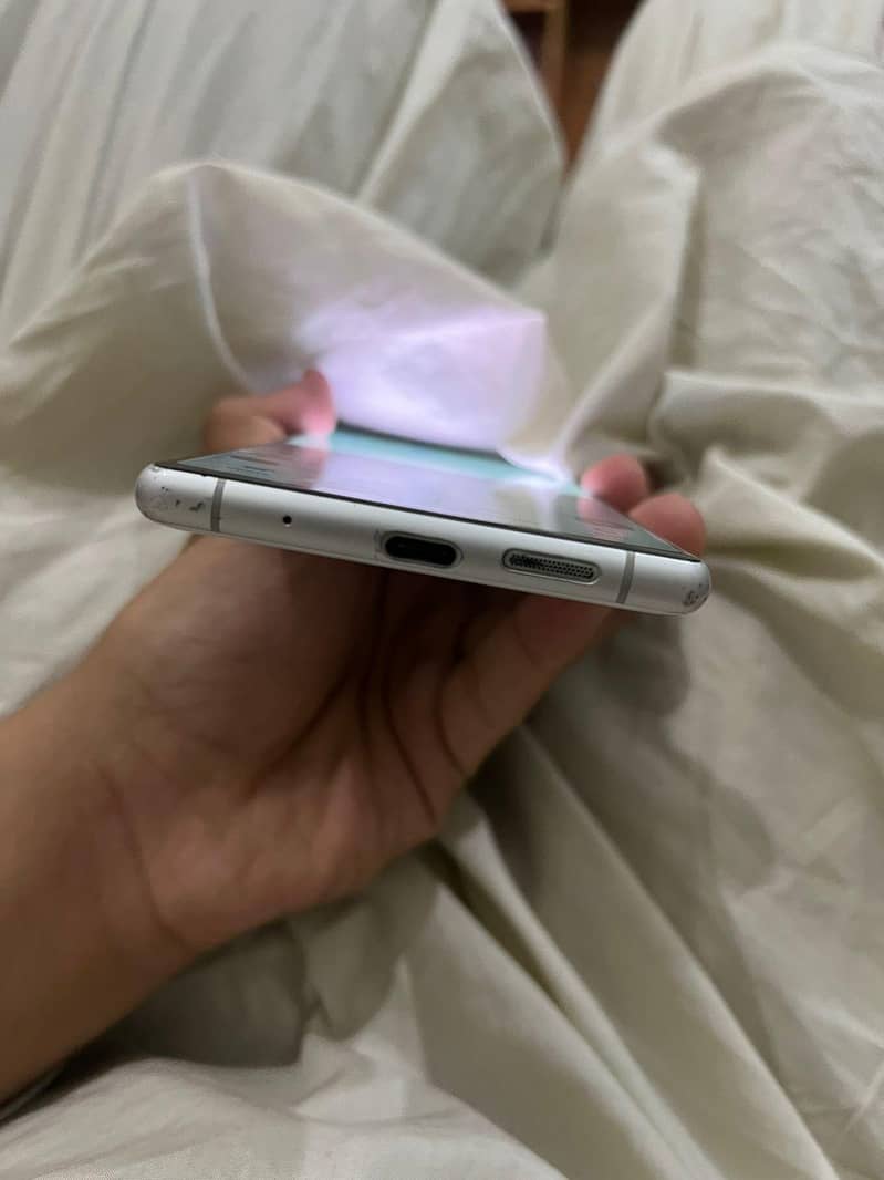 Xperia 1 4