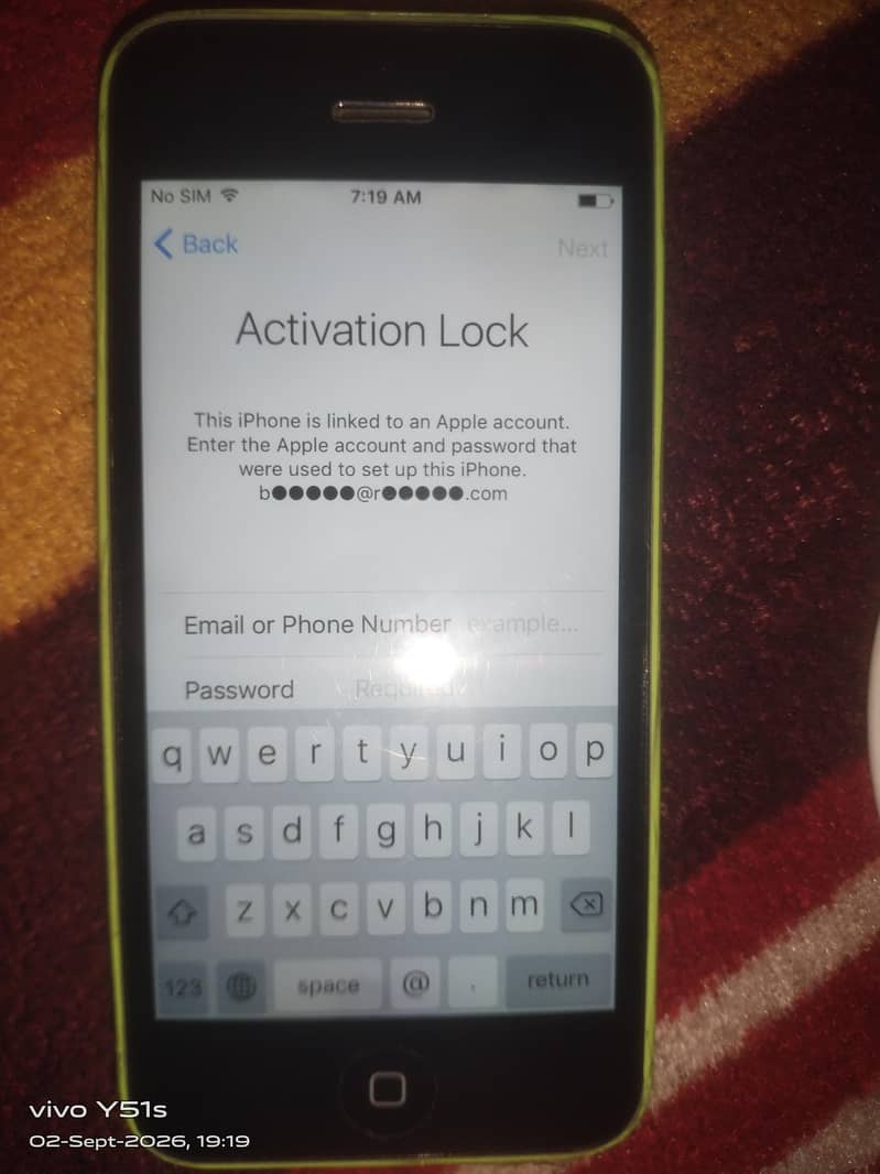 Apple iPhone 5c 1