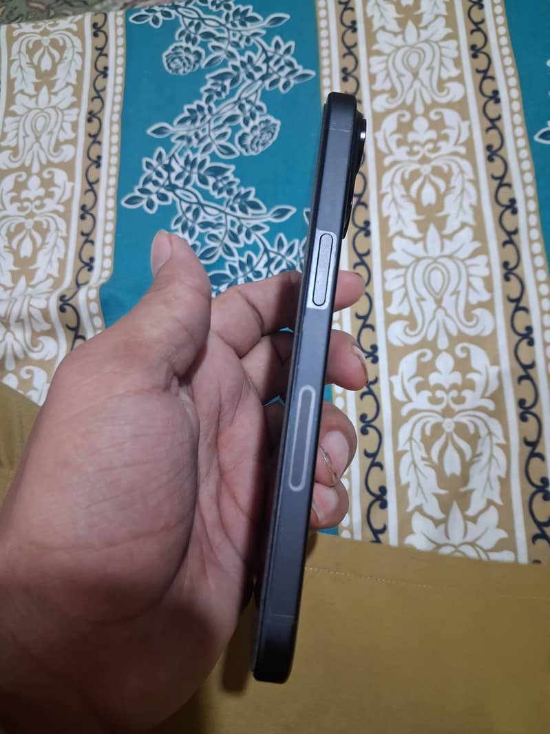 Apple iPhone 15 1