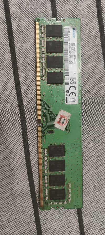 Samsung 8GB DDR4 2400MHz PC4-2400T Desktop Ram  Desktop RAM (Used)