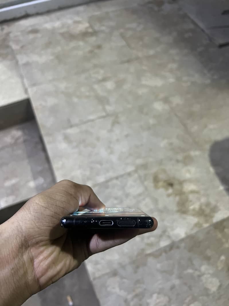iPhone 13 pro max 1