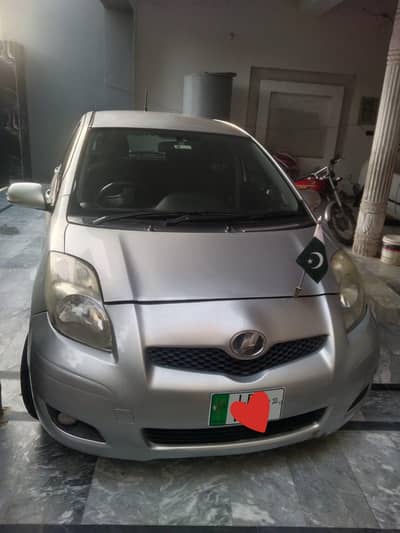 Toyota Vitz 2010