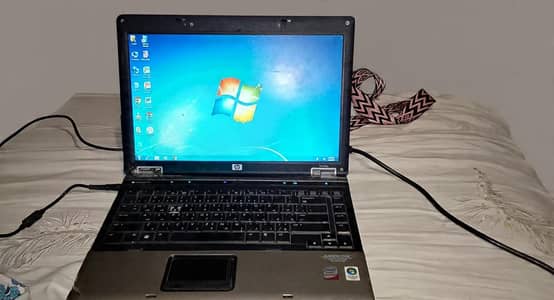 HP Compaq 6530b Core 2 Duo 15.4" Laptop With Charger - Faisalabad