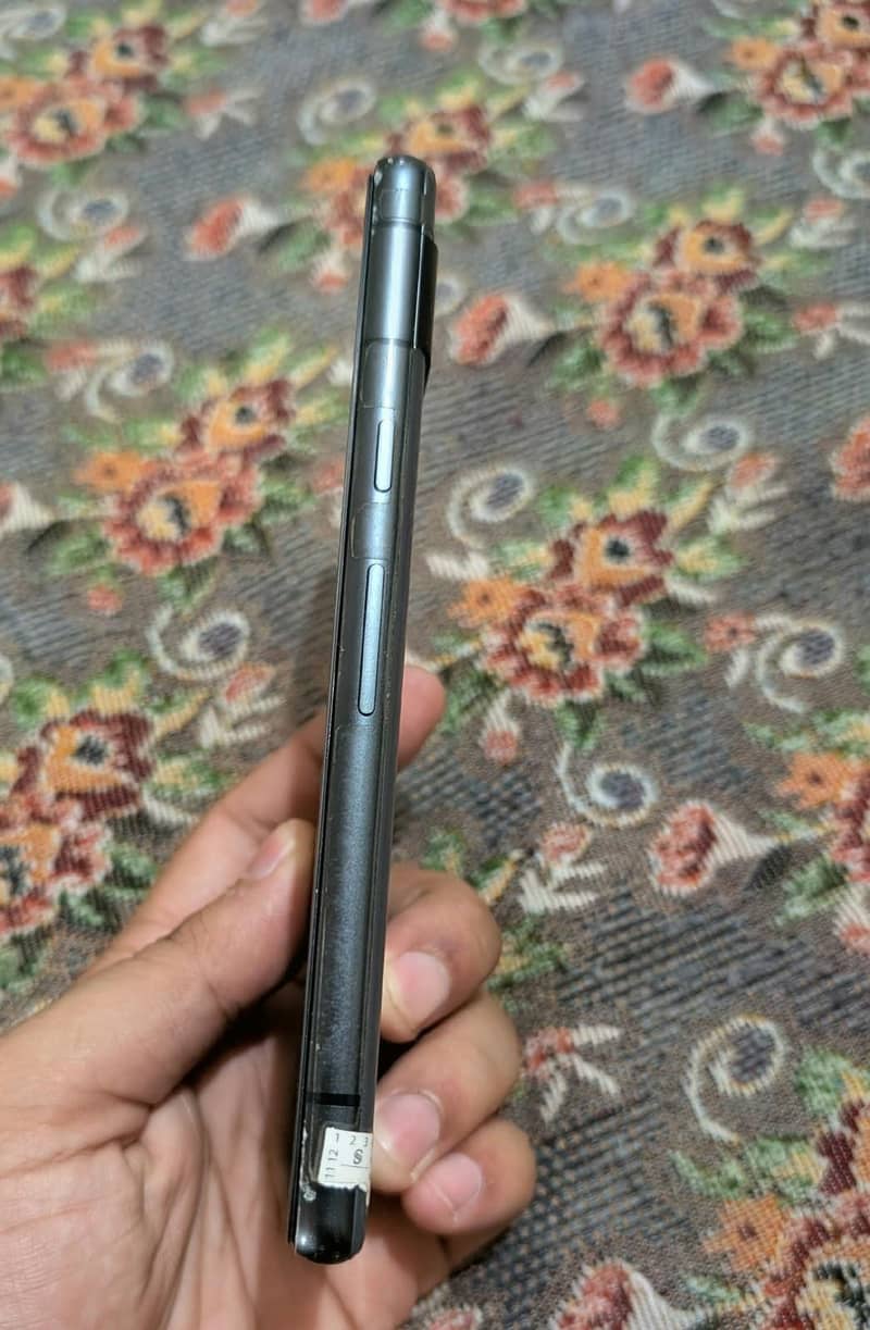 Google Pixel 7a 4