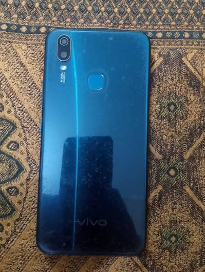 Vivo Y11