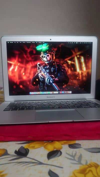 MacBook Air 2015 – 8GB RAM, 128GB