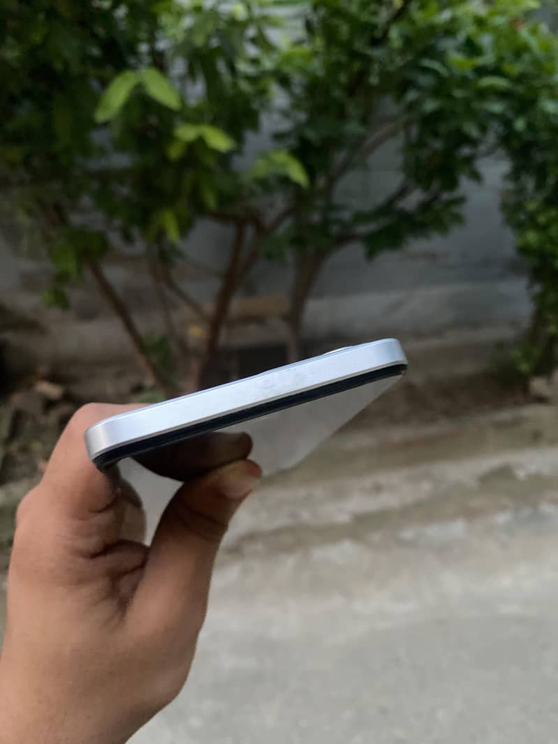 Realme C71 10