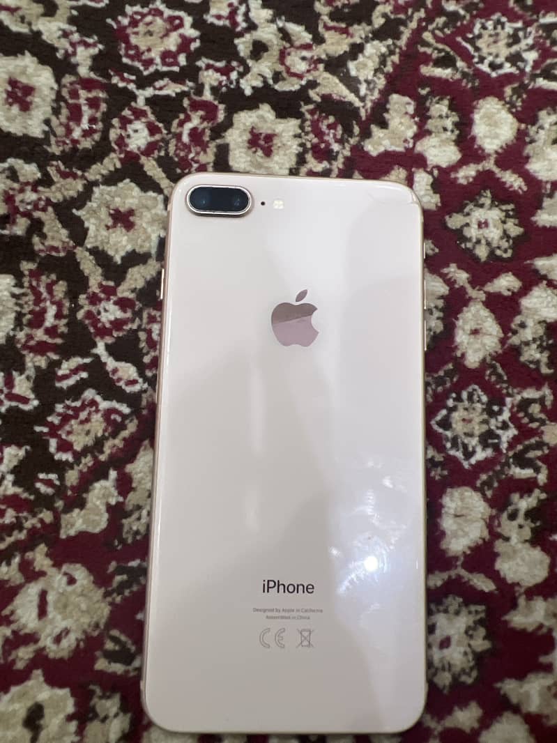 Apple iPhone 8 Plus 0