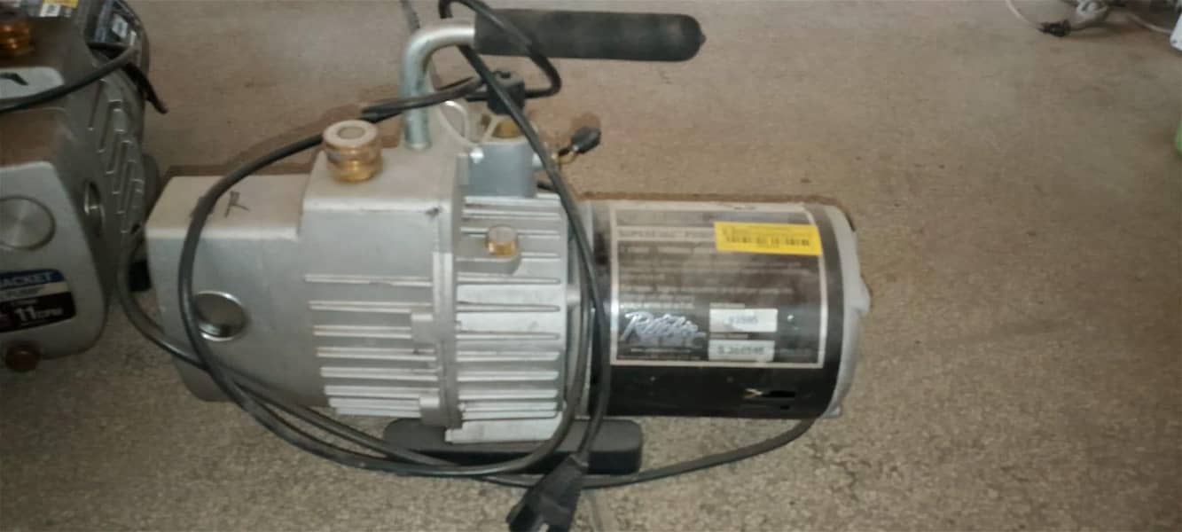 vacuum pump condition 10/10 1