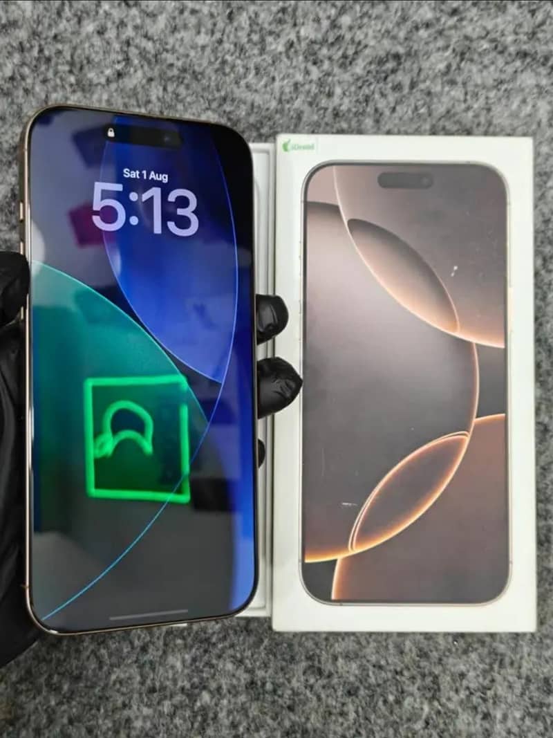 Apple iPhone 16 Pro Max 3