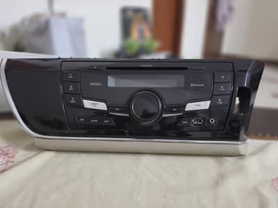 Toyota Corolla Gli 2015 Clarion CD mp3 player only