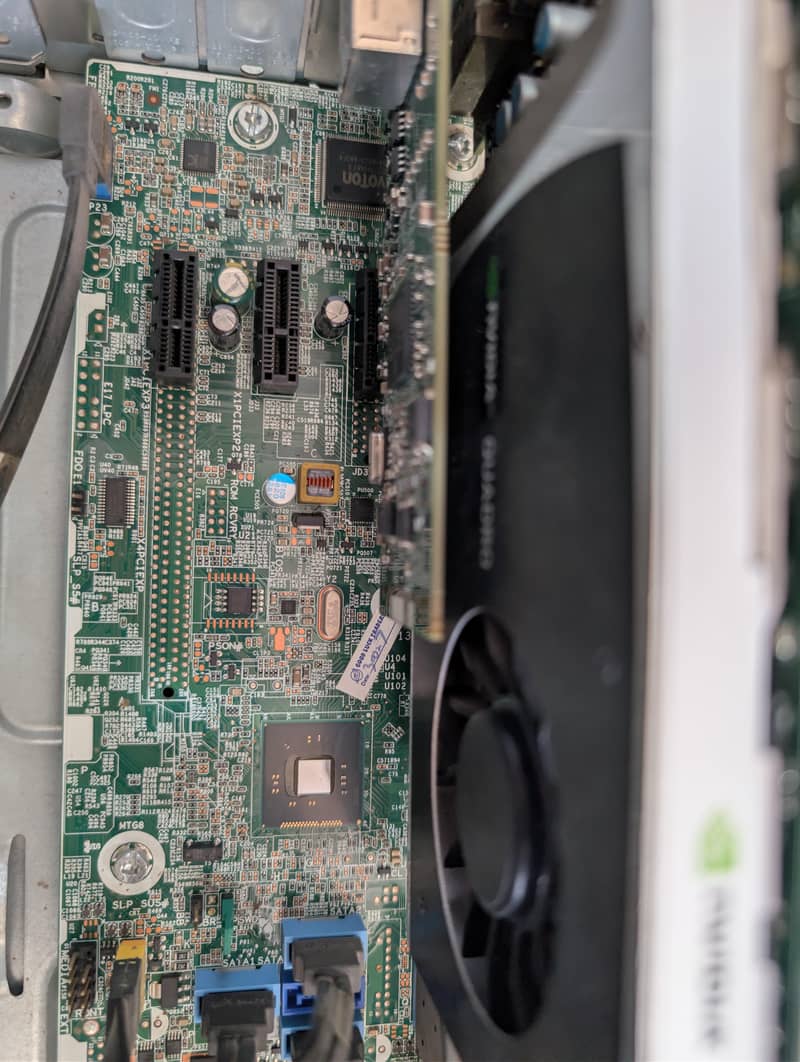 HP Pro desk 4