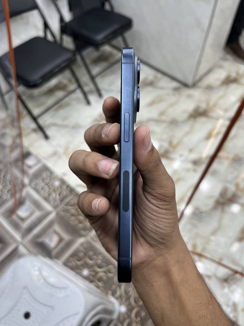 Apple iPhone 15 Pro 5