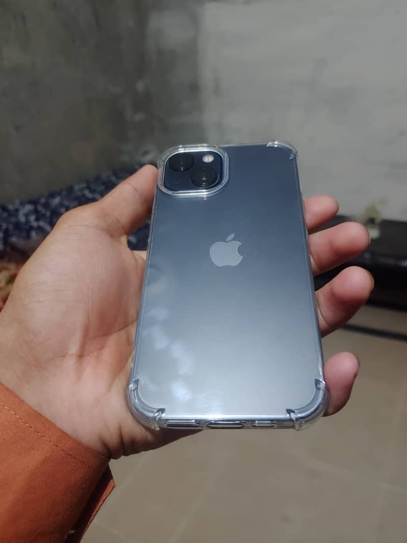Apple iPhone 13 10
