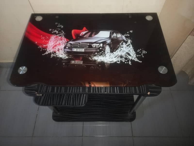 Computer table good condition | fully functional tyres new 0