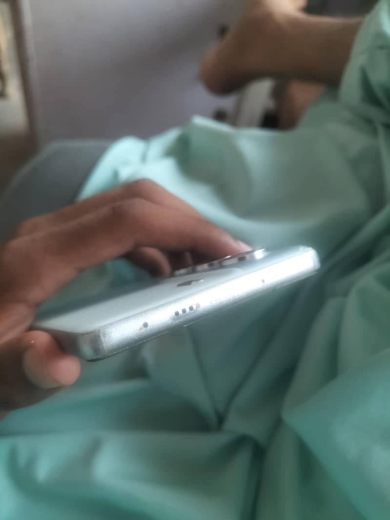 Tecno CAMON 40 3