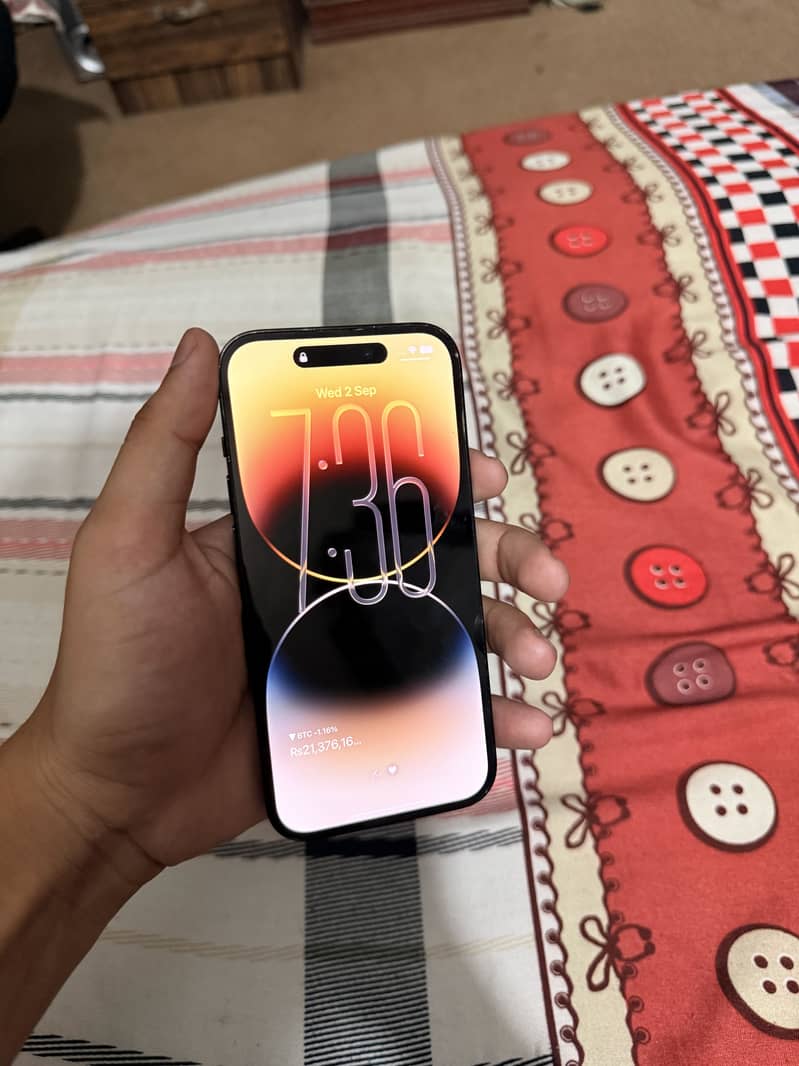 Apple iPhone 14 Pro 1