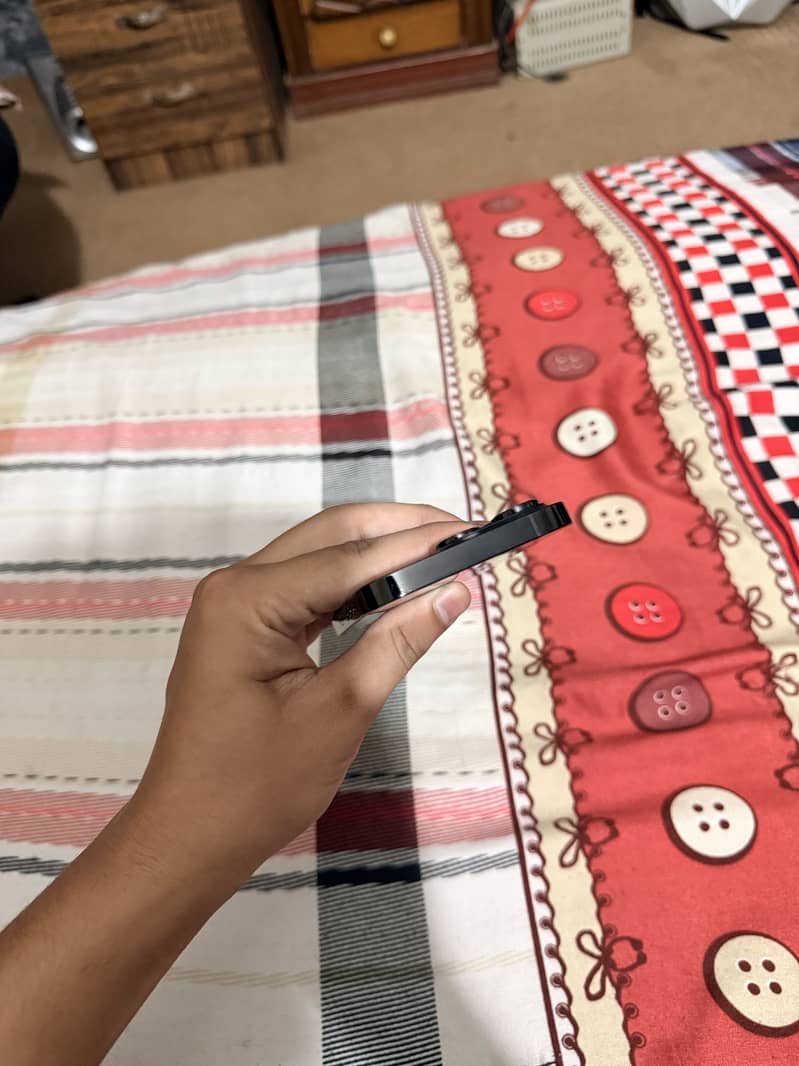 Apple iPhone 14 Pro 4