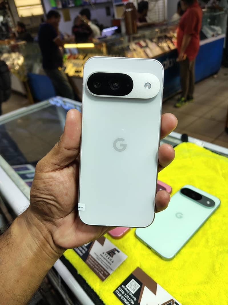 Google Pixel 9 5