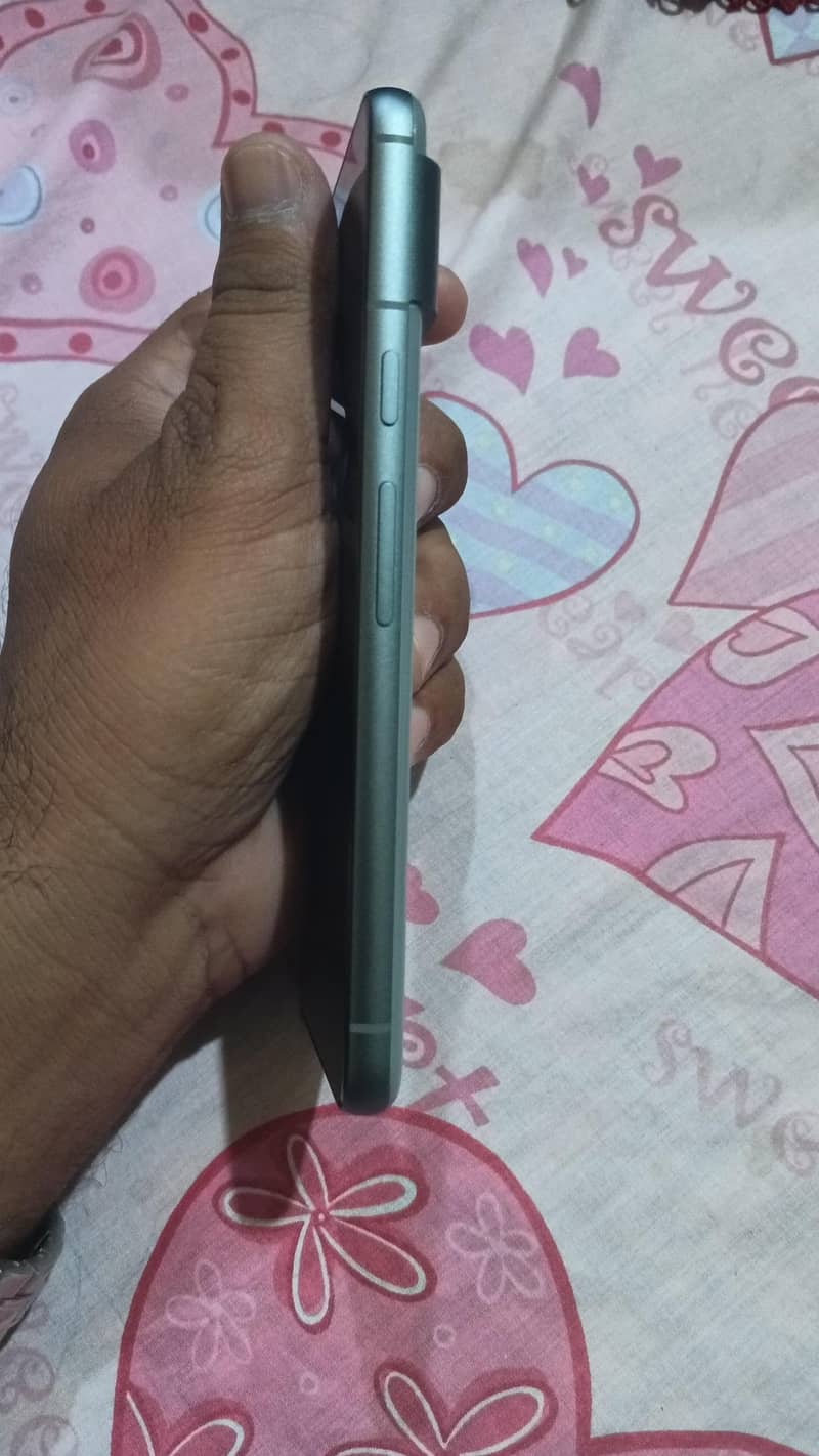 Google Pixel 8 3