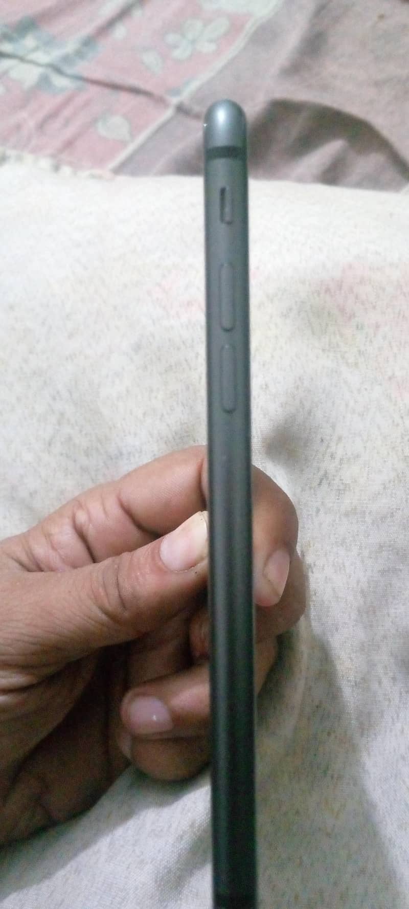 Apple iPhone 8 2
