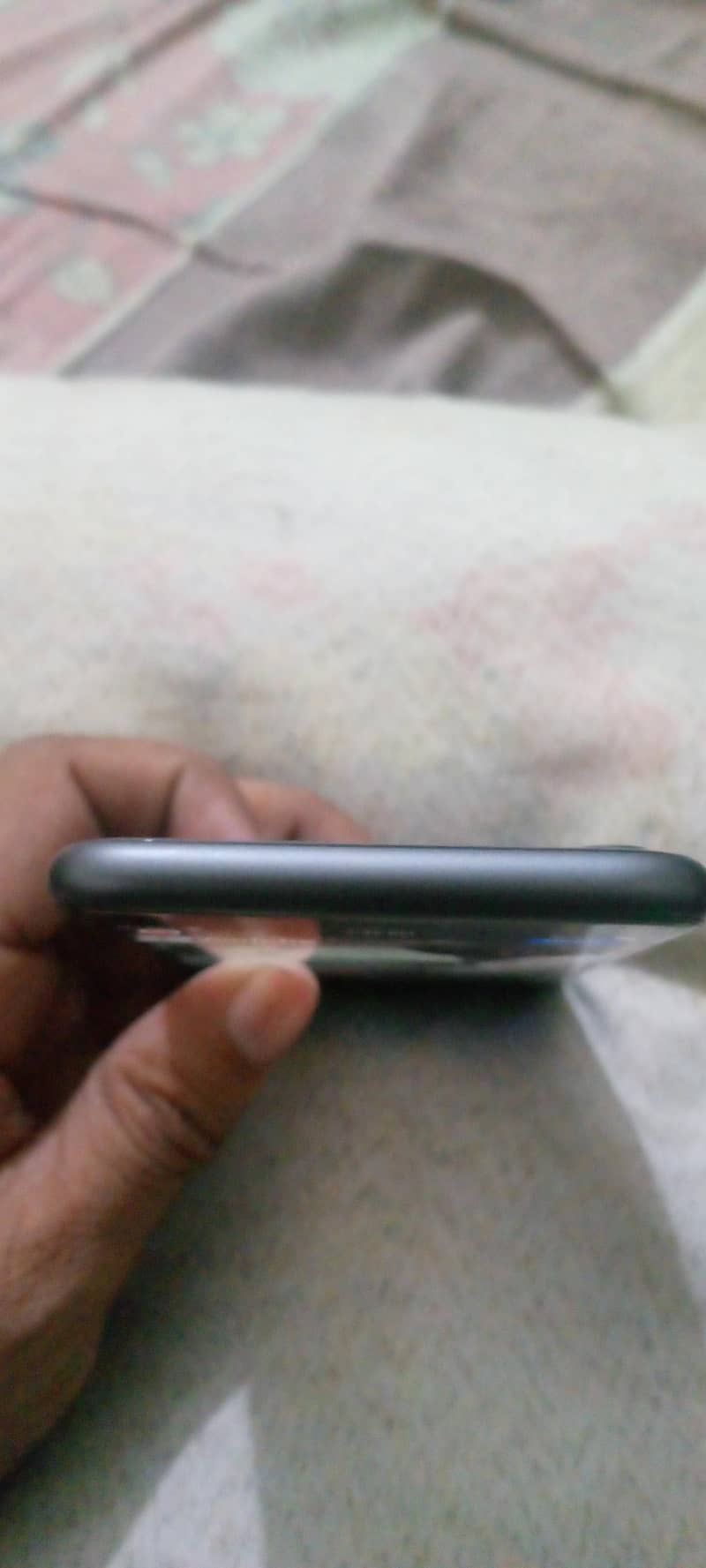 Apple iPhone 8 4