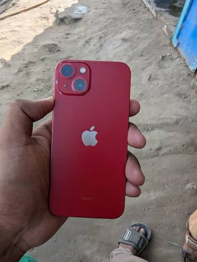 Apple iPhone 13