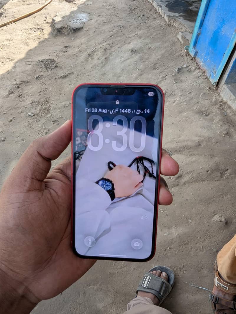 Apple iPhone 13 1