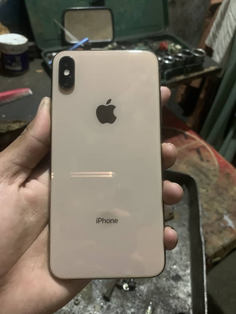 Apple iPhone XS Max 0