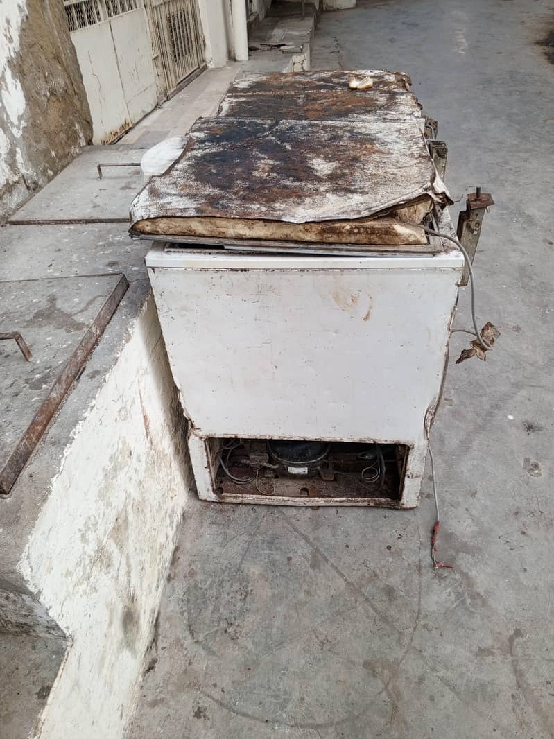 deep freezer 4