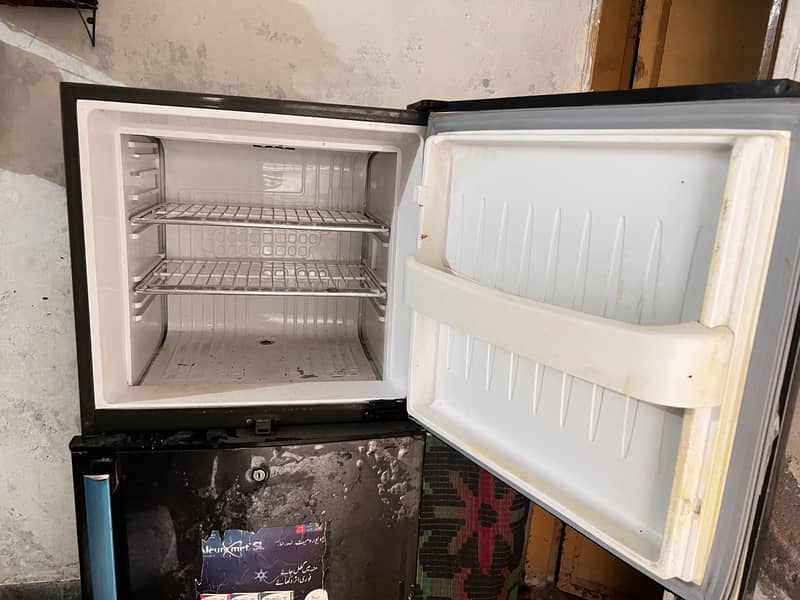 orient Refrigerator 0