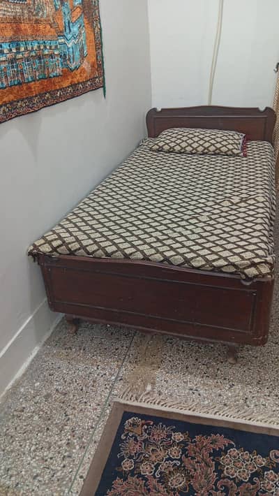 2 signal beds with mattress