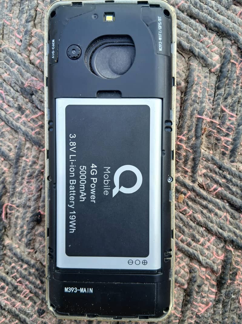 QMobile Classic 3