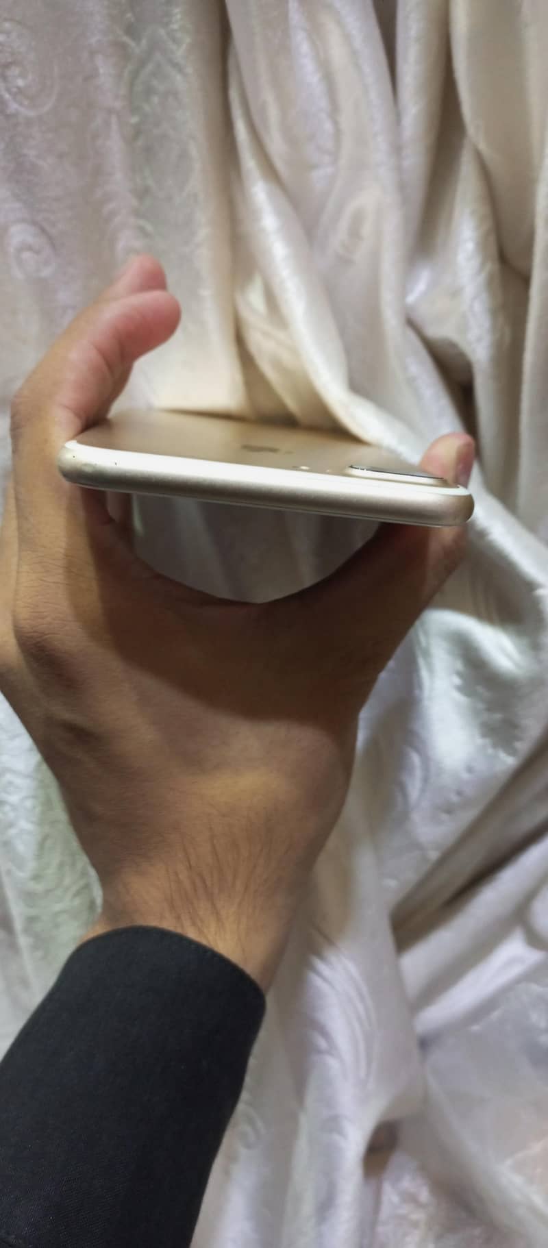 Apple iPhone 7 Plus 3