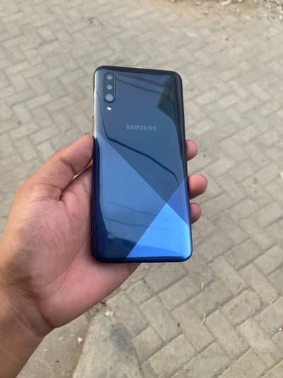 Samsung Mobile A30s 4/64 with box pnl change
