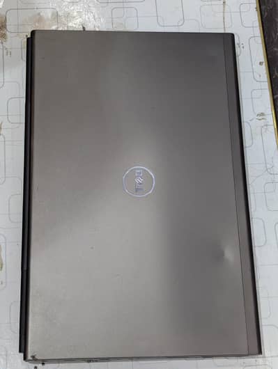 Dell Precision M6700 Heavy Workstation