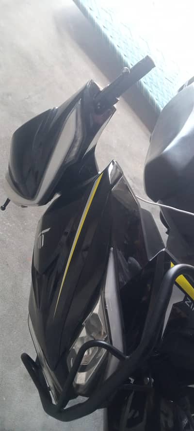 Etorqx zippy electric scoty