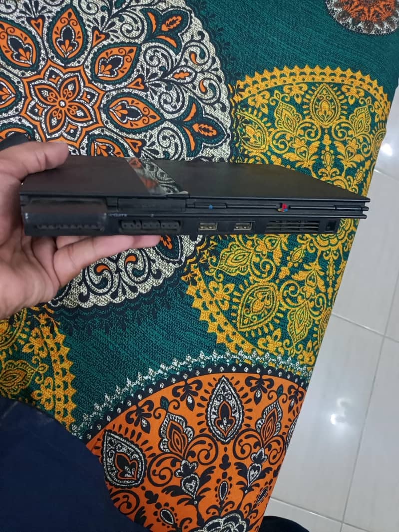 XBOX 360 & PS2 4