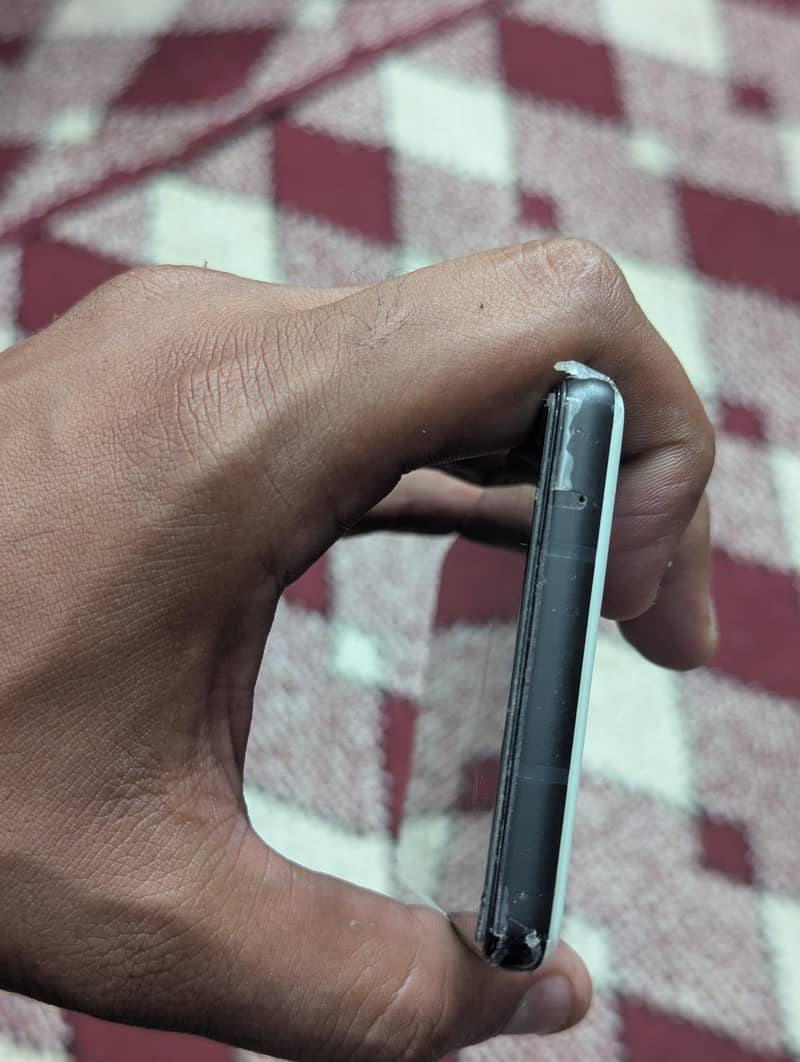 Google Pixel 6a 4