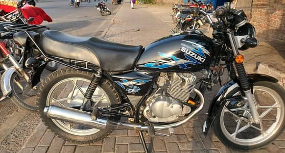 Suzuki GS-150 for Sale