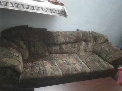 sofa set 6vseater arbi style very good sofa