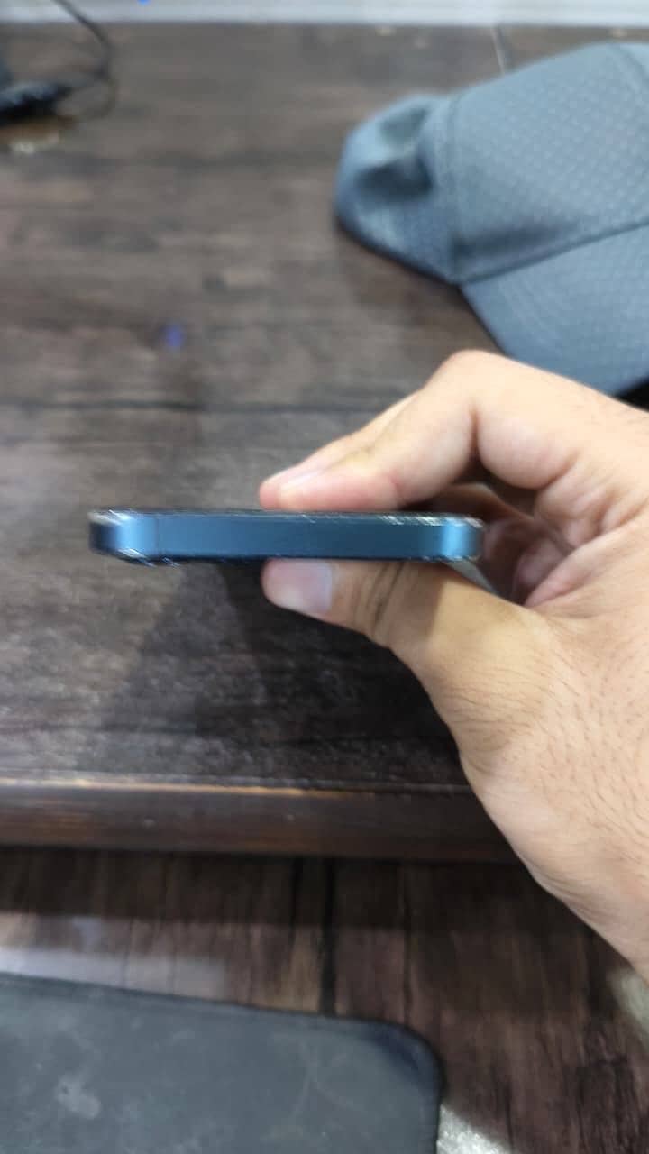 Apple iPhone 12 Pro 1